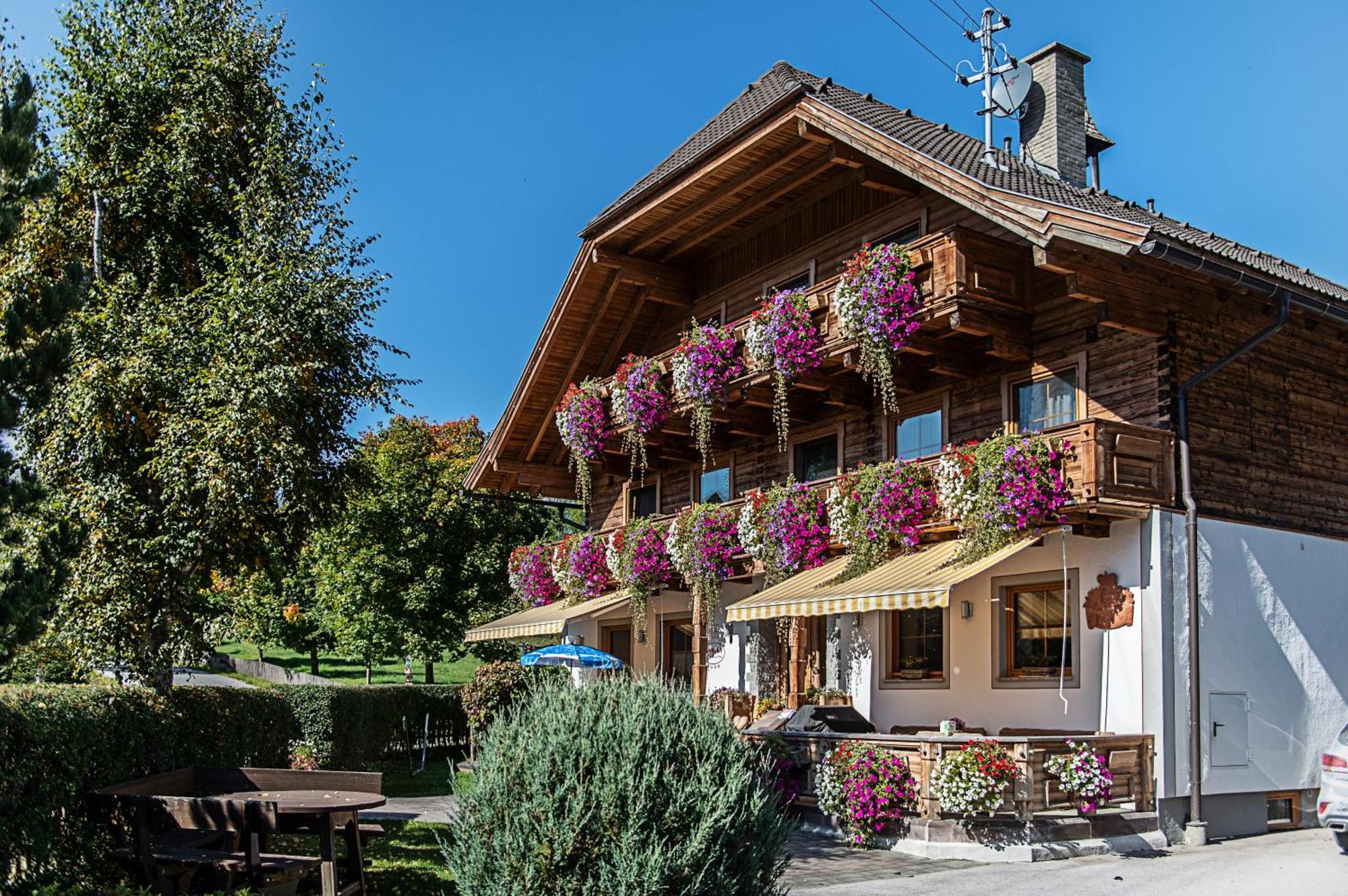 Pension Bacherhof Mariapfarr Exteriör bild